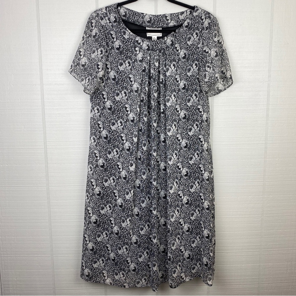 Karin Stevens Black Floral Print Short Sleeve Knee Length Dress Lined Pleated 14